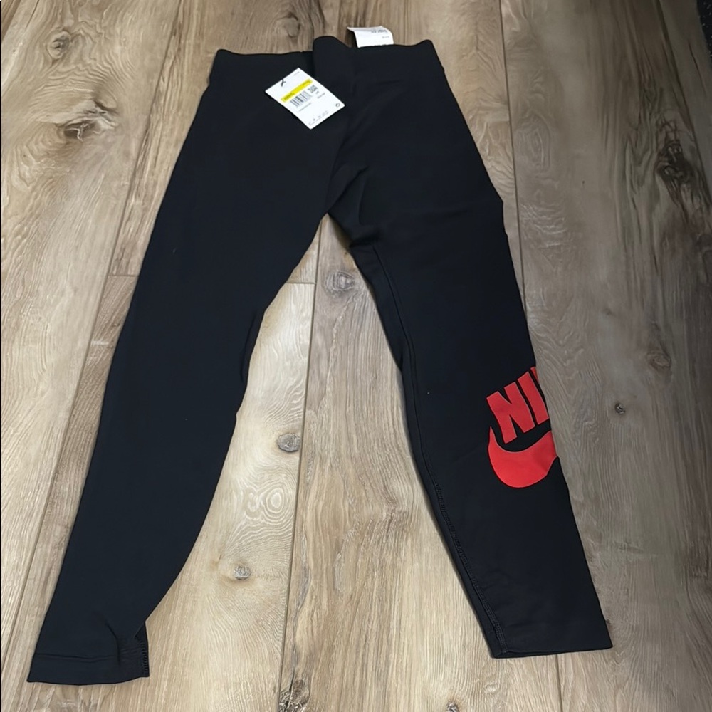 Nike Black and Red Leggings Athletic Fit